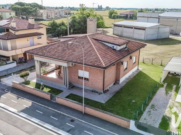 casa indipendente in vendita ad Argenta in zona Consandolo
