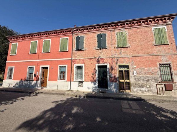 casa indipendente in vendita ad Argenta in zona Consandolo