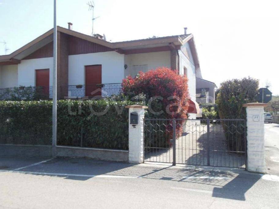 casa indipendente in vendita ad Argenta