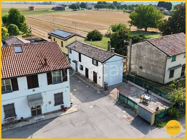 casa indipendente in vendita ad Argenta
