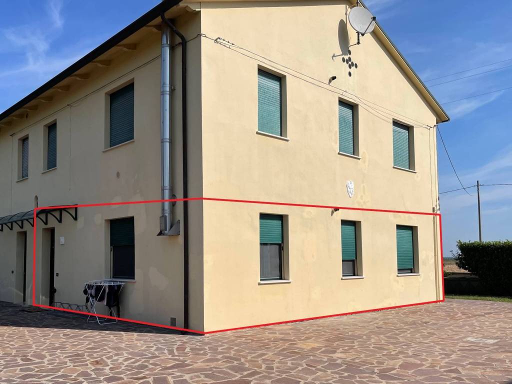 appartamento in vendita ad Argenta in zona San Biagio