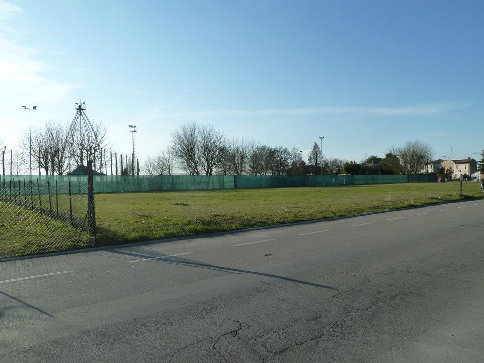 terreno edificabile in vendita ad Argenta in zona Filo