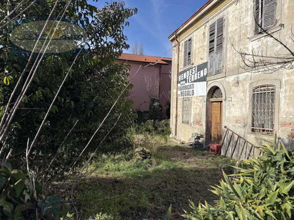 ufficio in vendita ad Argenta in zona Santa Maria Codifiume