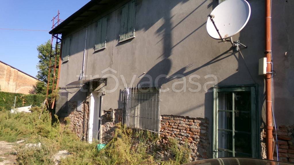 casa indipendente in vendita ad Argenta in zona Benvignante
