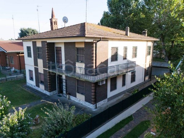 casa indipendente in vendita ad Argenta