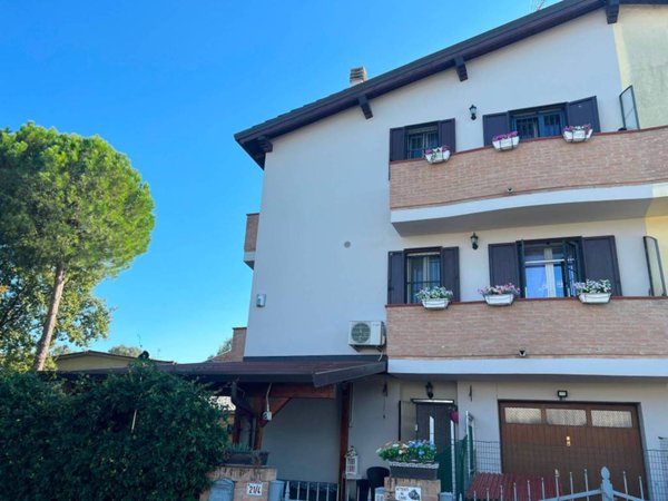 casa indipendente in vendita ad Argenta in zona San Biagio