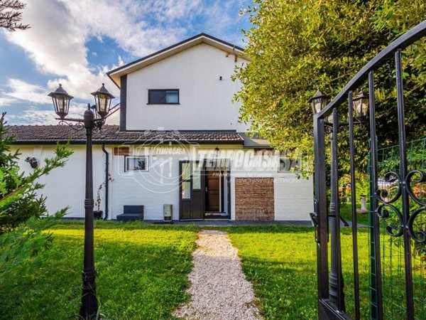 casa indipendente in vendita ad Argenta