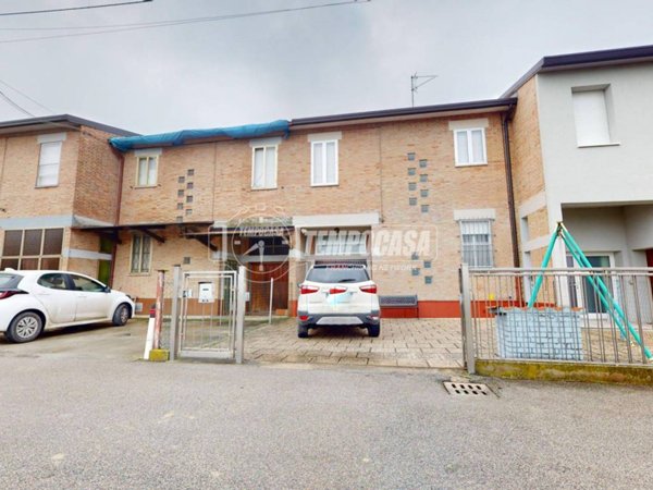 casa indipendente in vendita a Bondeno