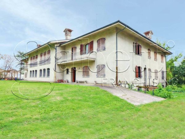 casa indipendente in vendita a Bondeno