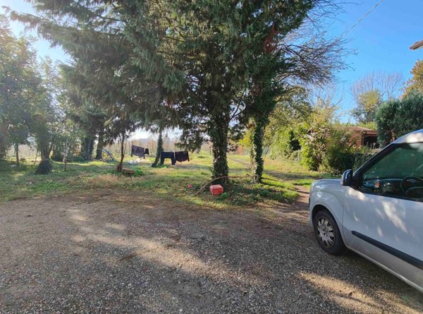 casa indipendente in vendita a Bondeno