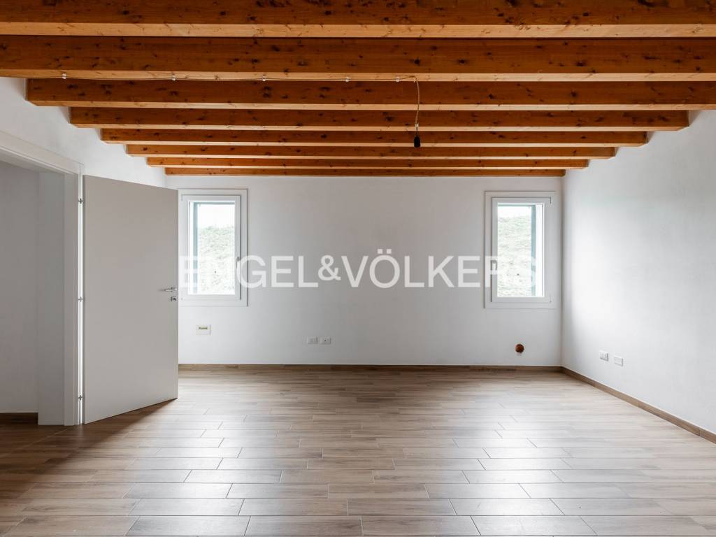 casa indipendente in vendita a Bondeno