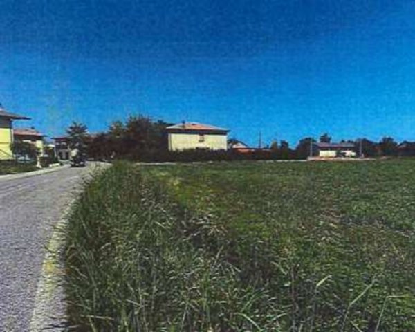 terreno edificabile in vendita a Bondeno