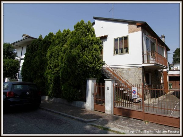 casa indipendente in vendita a Bondeno