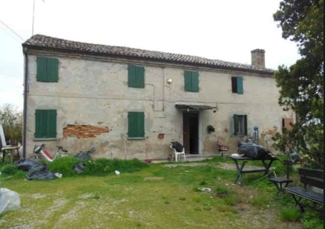 casa indipendente in vendita a Bondeno
