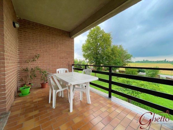 casa indipendente in vendita a Bondeno