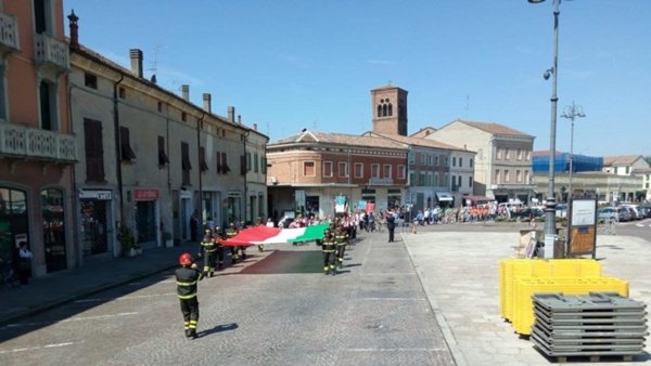 casa indipendente in vendita a Bondeno
