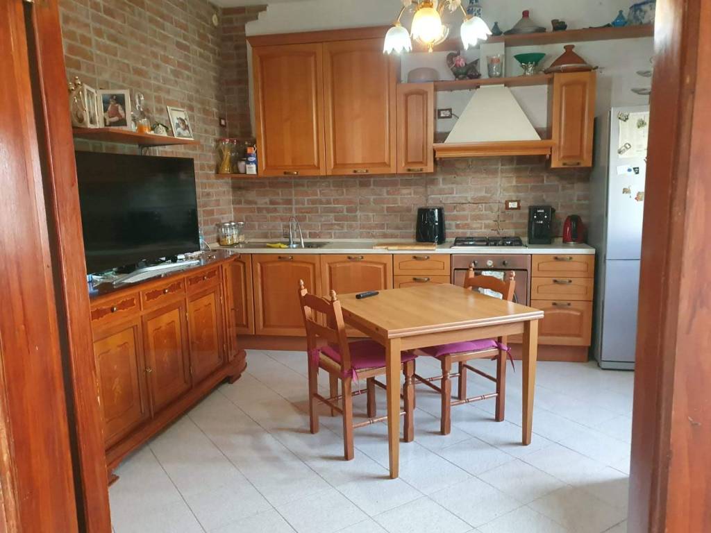 casa indipendente in vendita a Bondeno