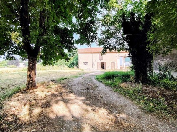 quadrivano in vendita a Bondeno