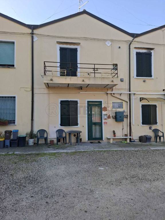 casa indipendente in vendita a Bondeno