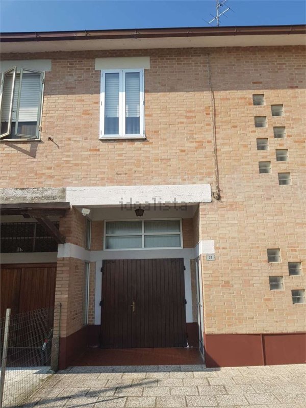 casa indipendente in vendita a Bondeno