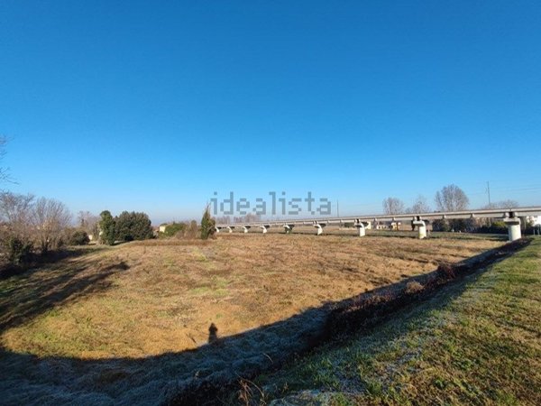 rudere in vendita a Bondeno