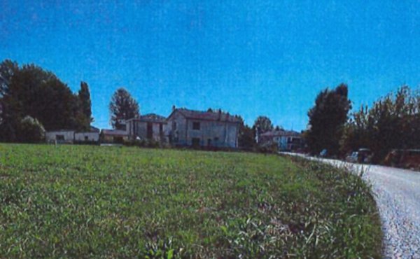 terreno edificabile in vendita a Bondeno