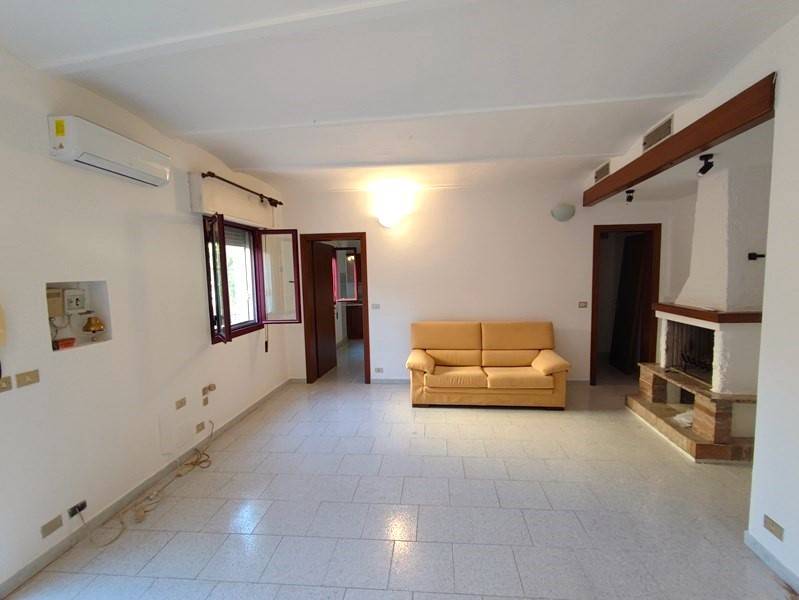 casa indipendente in vendita a Bondeno