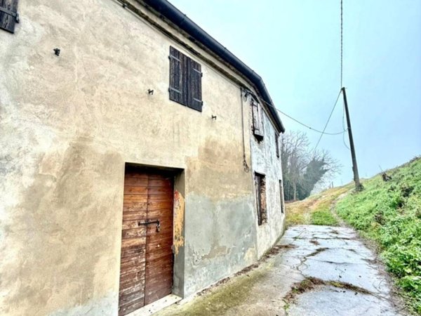 casa indipendente in vendita a Bondeno