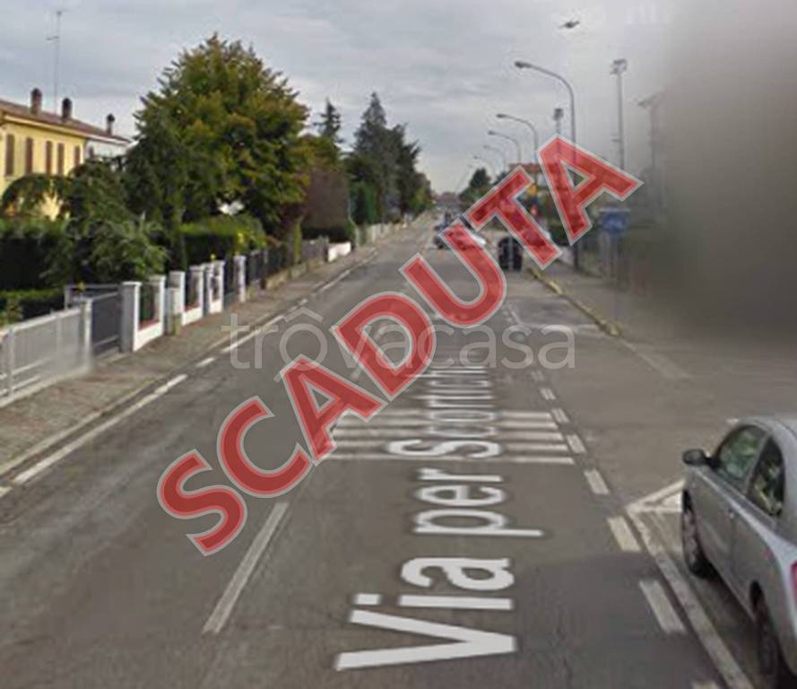 negozio in vendita a Bondeno