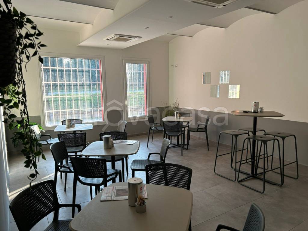 negozio in vendita a Bondeno