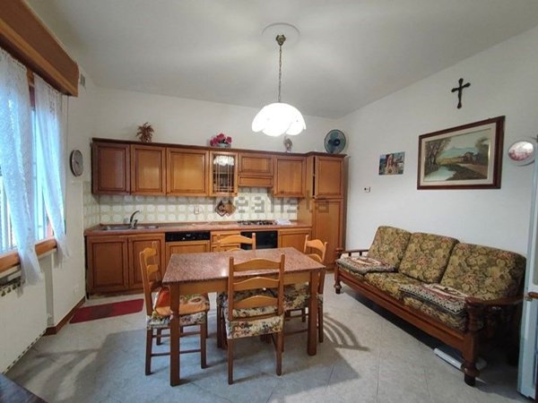 casa indipendente in vendita a Bondeno