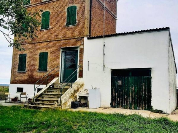 casa indipendente in vendita a Bondeno