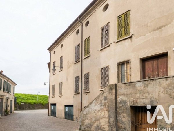 rudere in vendita a Bondeno