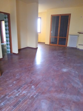 casa indipendente in vendita a Bondeno
