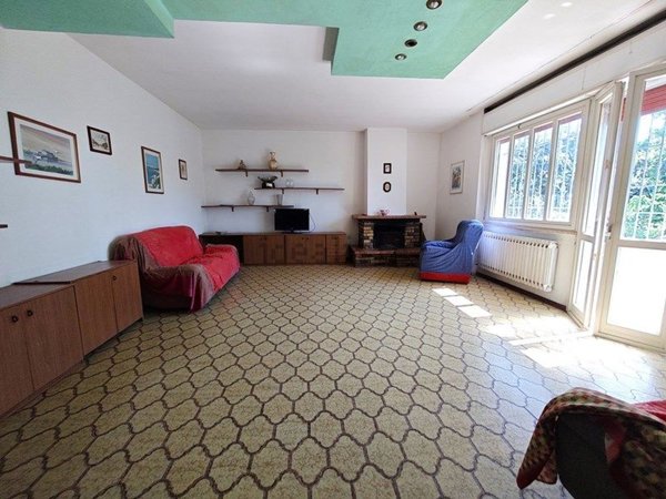 casa indipendente in vendita a Bondeno