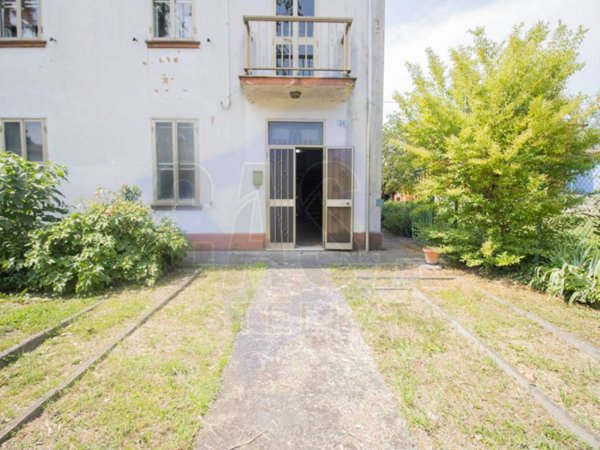 casa indipendente in vendita a Bondeno