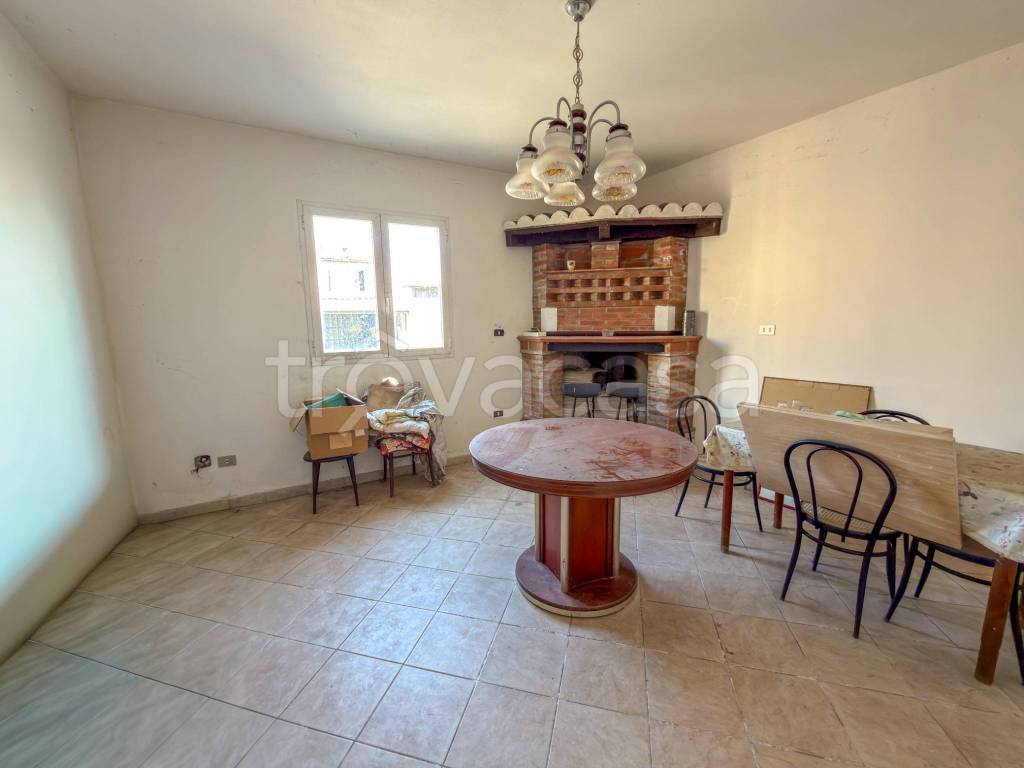 casa indipendente in vendita a Bondeno
