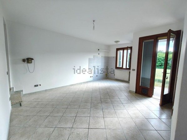 casa indipendente in vendita a Bondeno