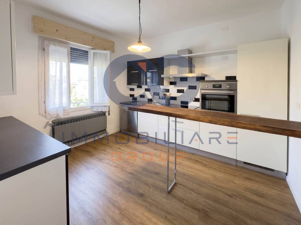 casa indipendente in vendita a Bondeno
