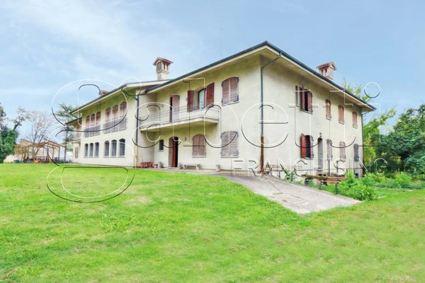 casa indipendente in vendita a Bondeno