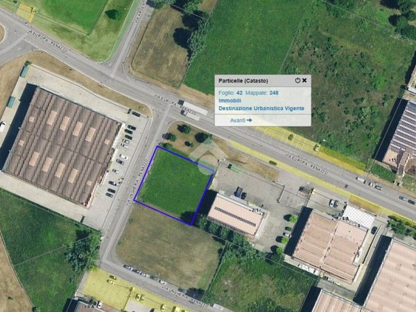 terreno edificabile in vendita a Cento in zona Renazzo