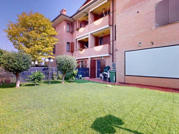 appartamento in vendita a Cento in zona Renazzo
