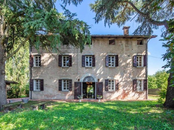 casa indipendente in vendita a Cento in zona Reno Centese