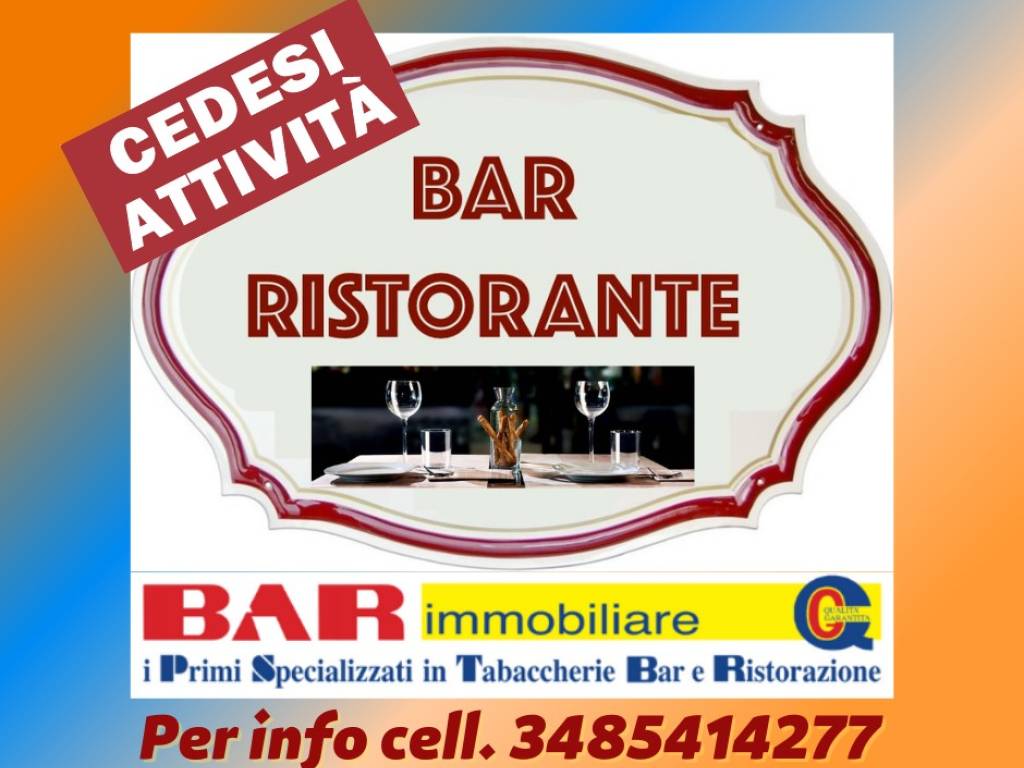 negozio in vendita a Cento in zona Corporeno