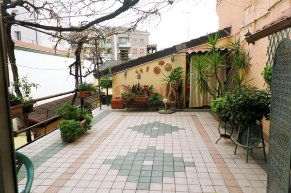 casa indipendente in vendita a Cento