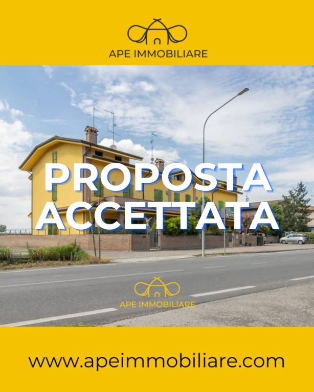 casa indipendente in vendita a Cento in zona Buonacompra