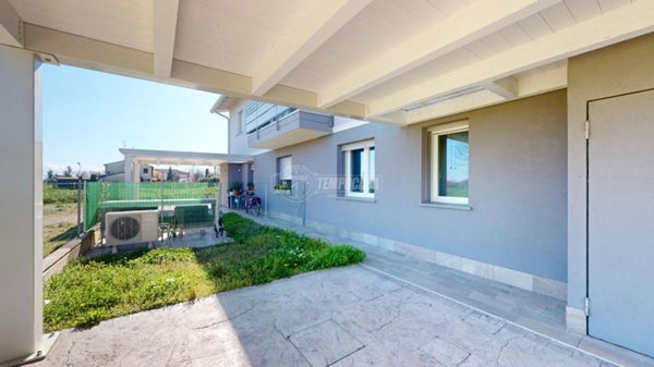 appartamento in vendita a Cento in zona Reno Centese