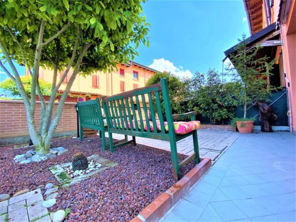 casa indipendente in vendita a Cento in zona Renazzo