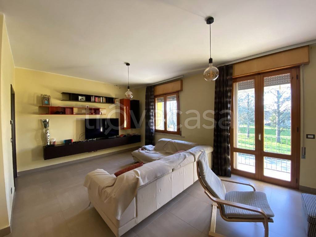 casa indipendente in vendita a Cento in zona Alberone