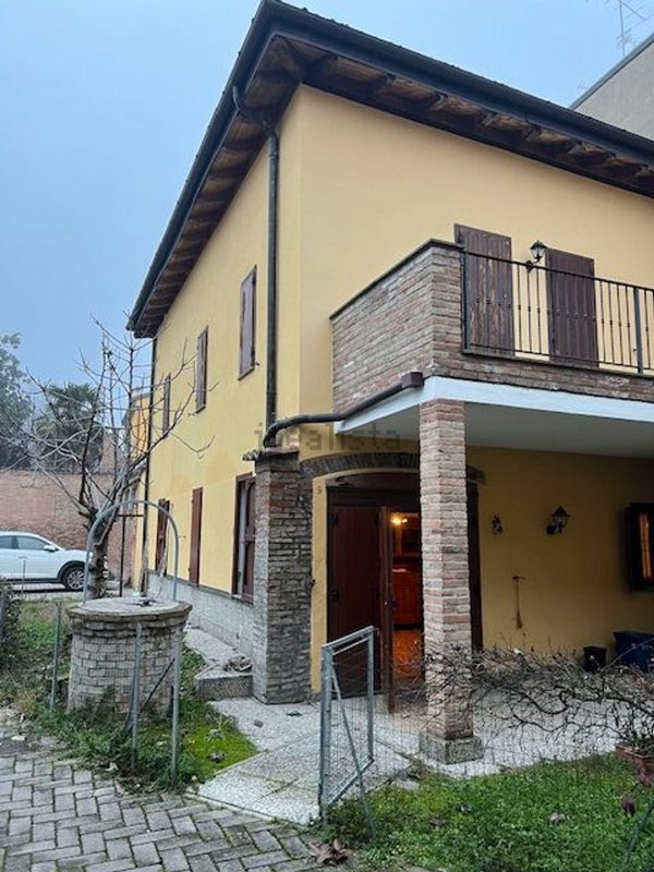 appartamento in vendita a Cento